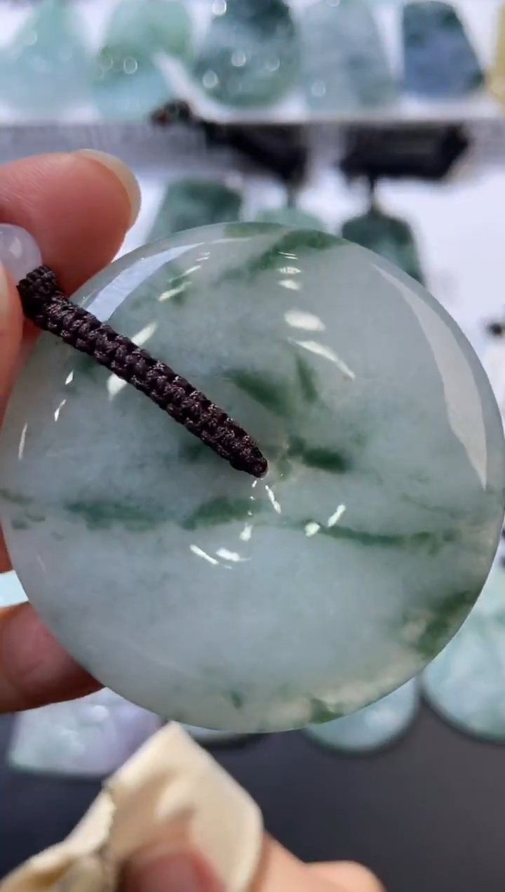 颈饰未镶嵌翡翠376916  多人