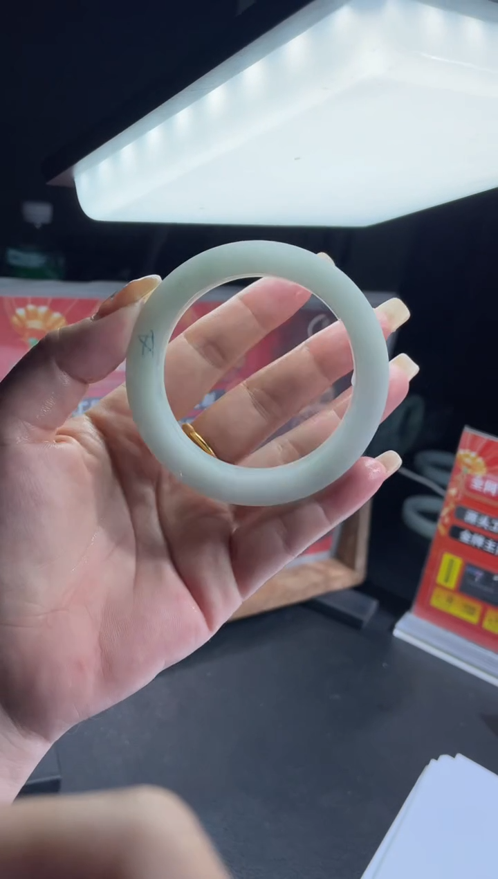 【闪购商品】定制翡翠手镯未镶嵌手镯DDQ/发一件