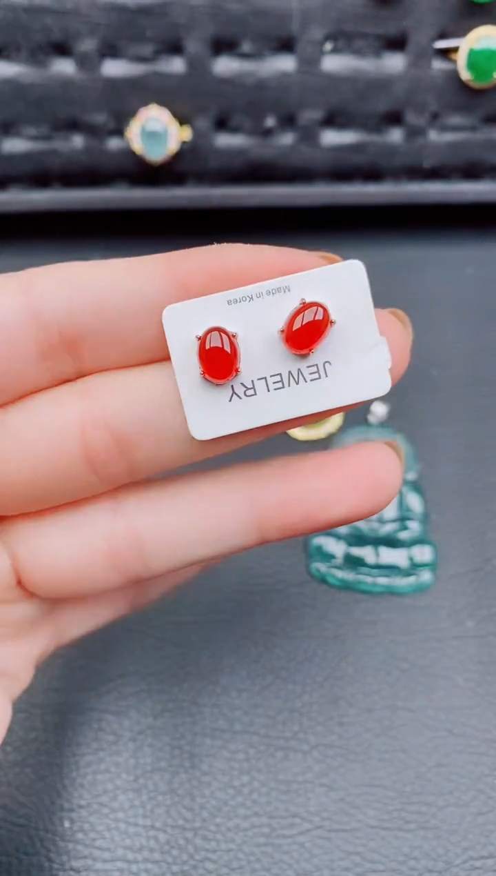 【闪购商品】玛瑙/玉髓耳钉银S925镶嵌天然a货翡翠500