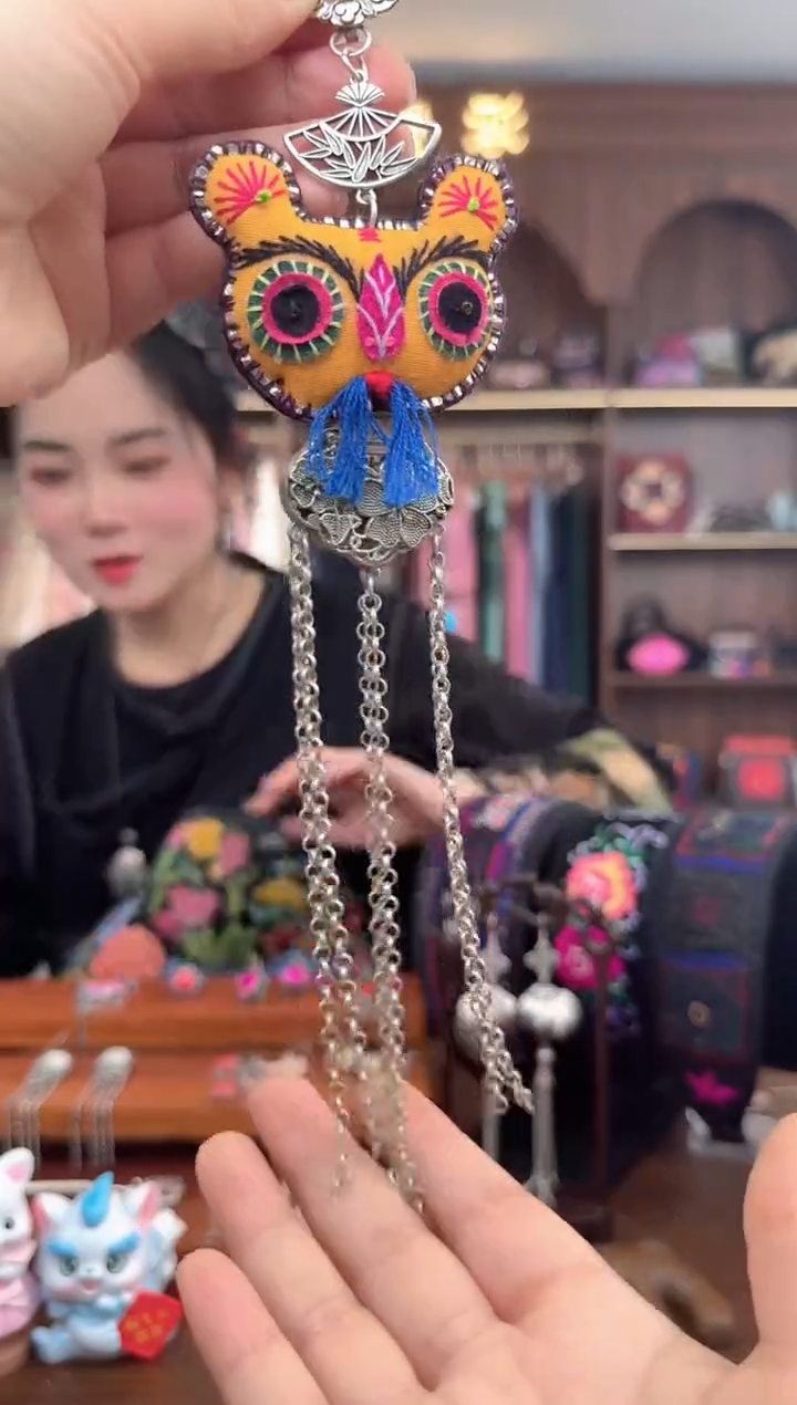 【闪购商品】织绣扶光苗绣传承109