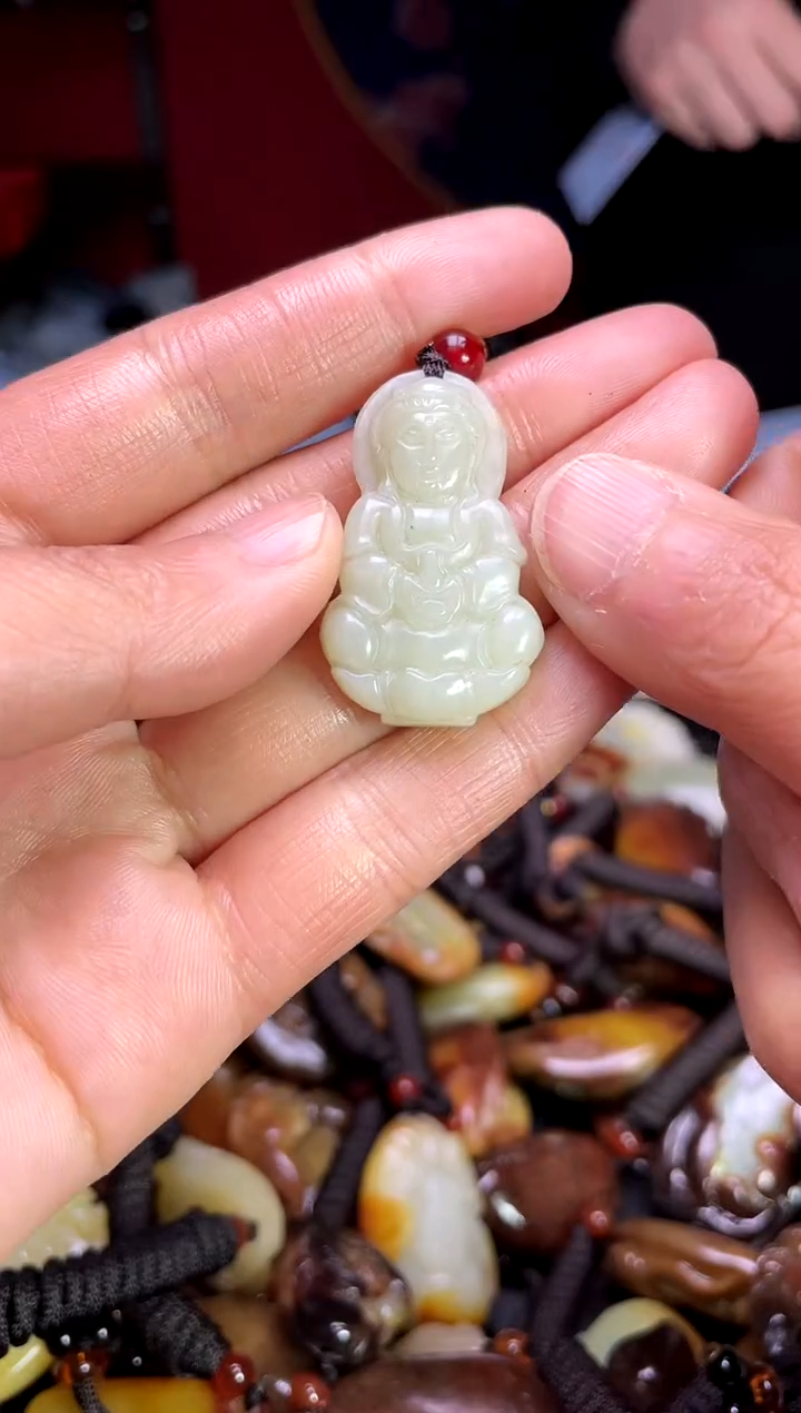 【闪购商品】和田玉颈饰未镶嵌1