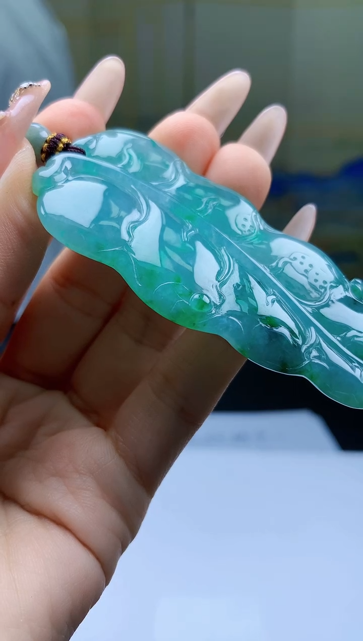 【闪购商品】定制翡翠未镶嵌5028ty-毛货挂件150