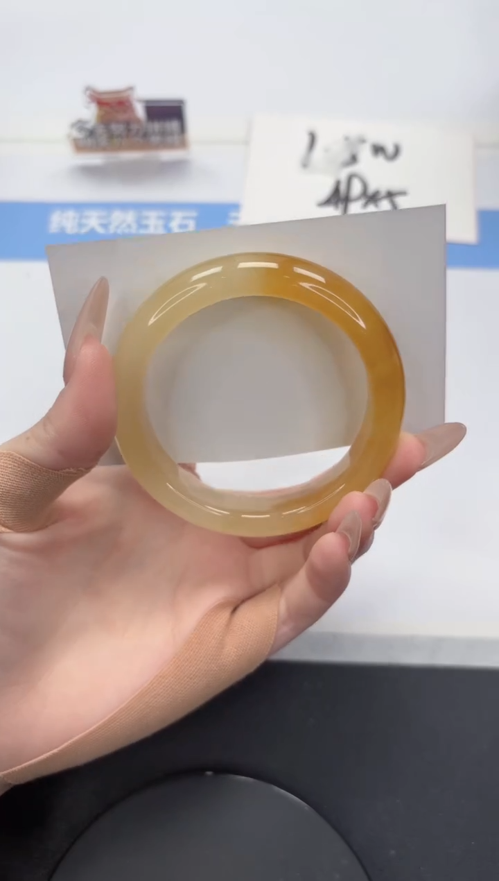 【闪购商品】石英质玉手镯未镶嵌A43-57.2