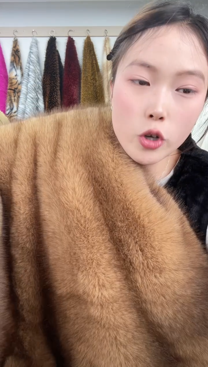 狐狸毛A75尺寸1.9*2
