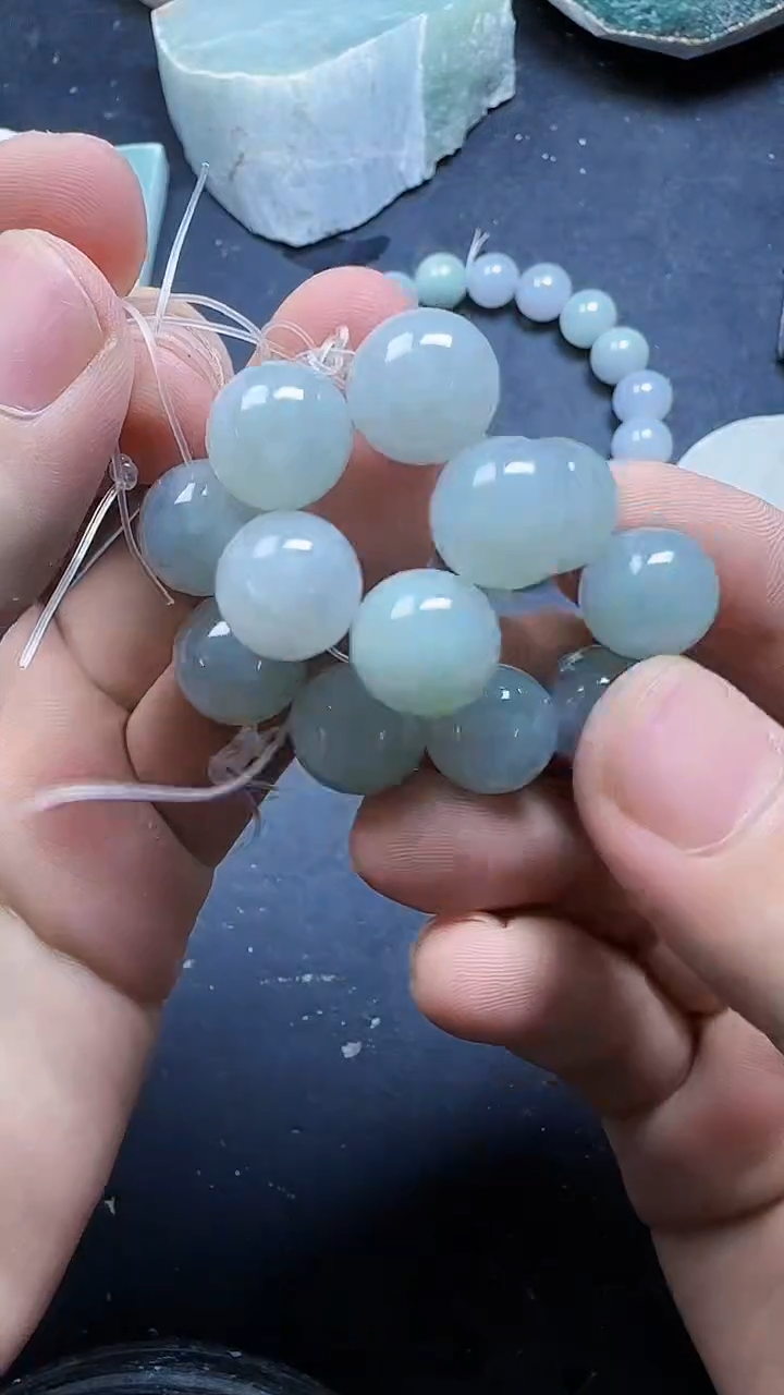 翡翠挂件未镶嵌034翡翠