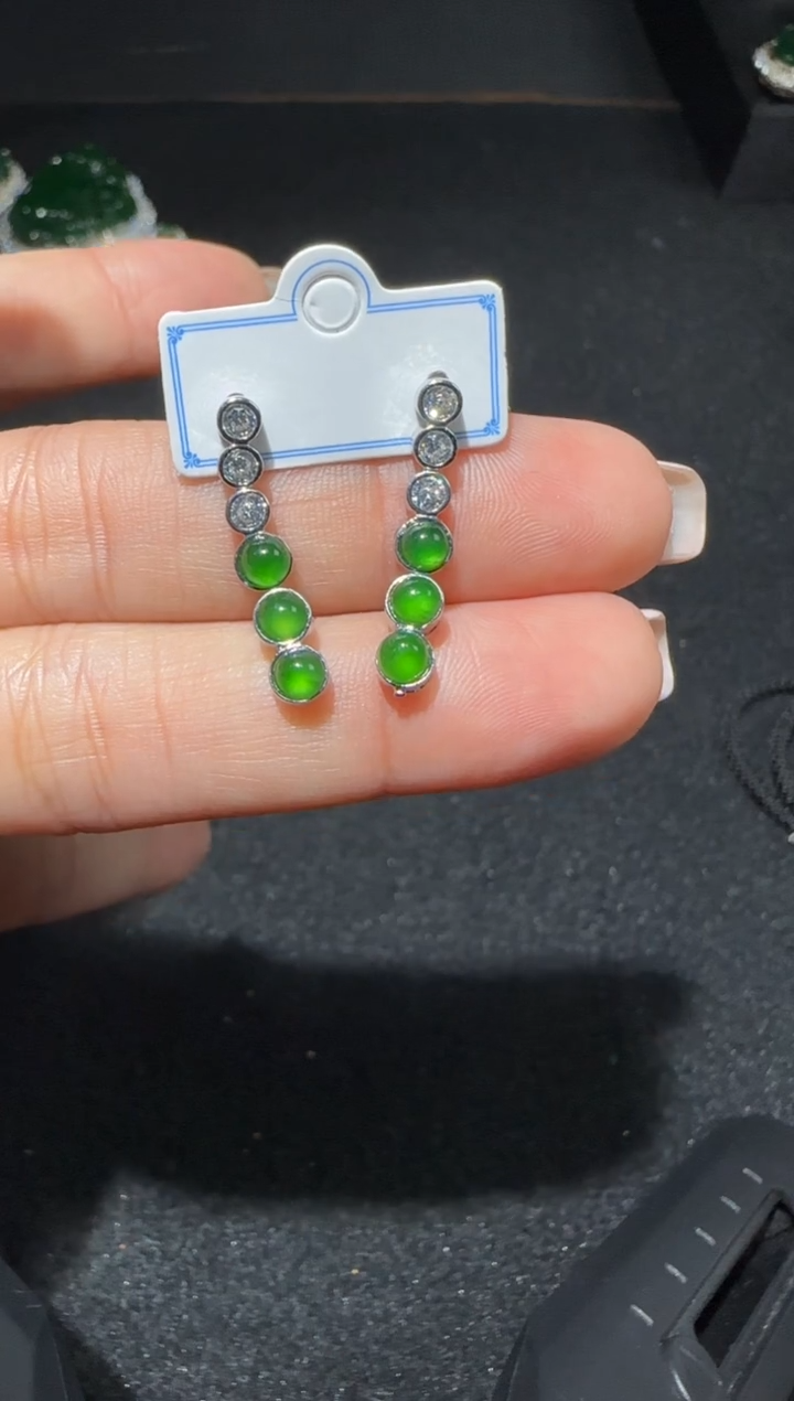 【闪购商品】翡翠耳饰未镶嵌2678多样性发货拍一发一