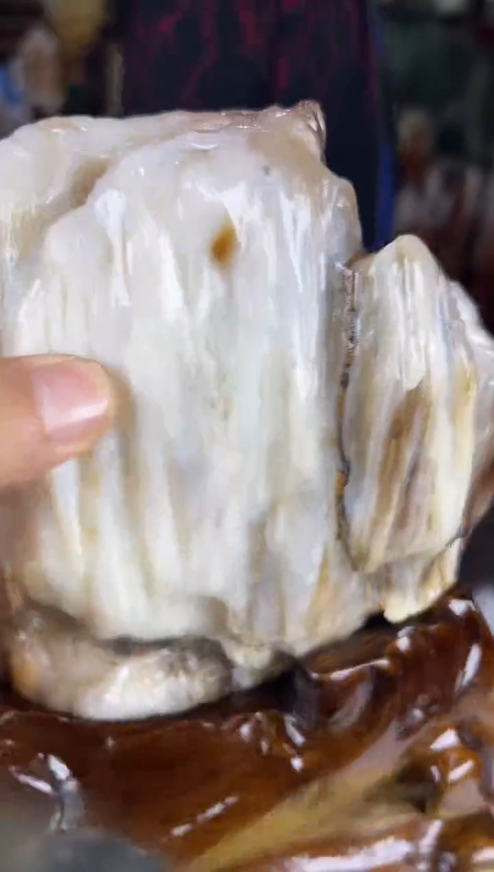 缅甸天然树化玉摆件