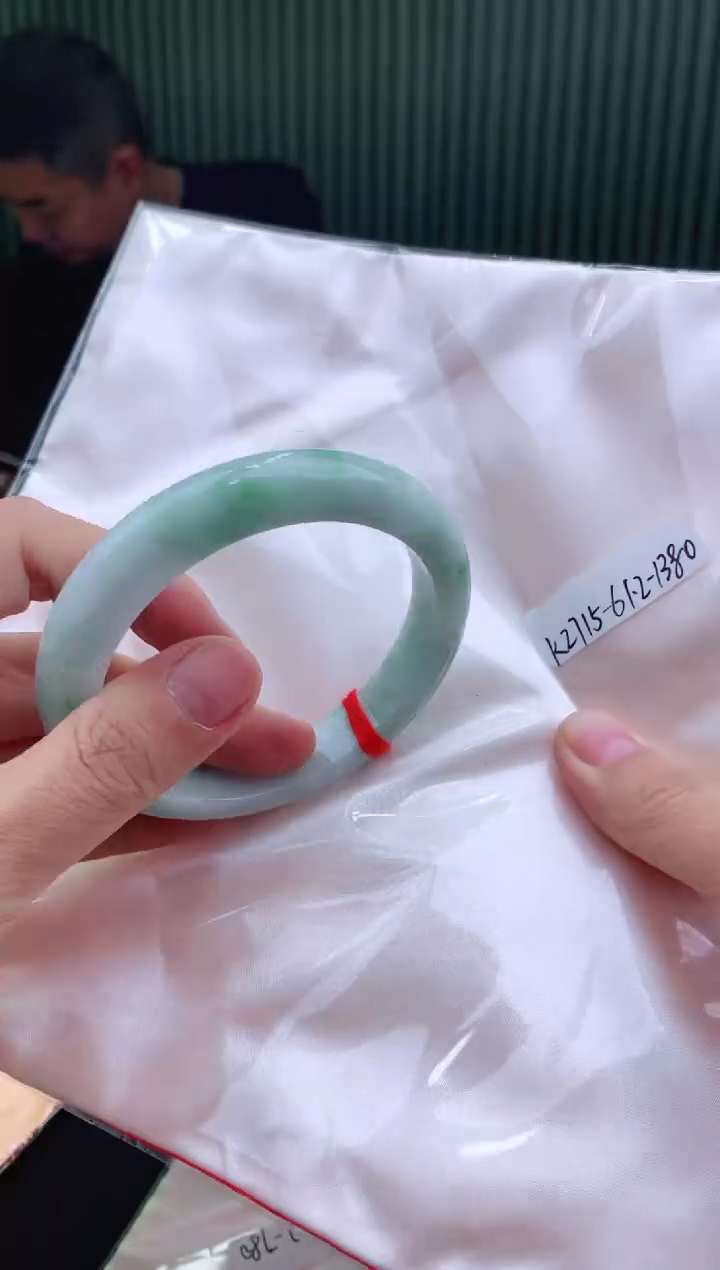 未镶嵌手镯翡翠61