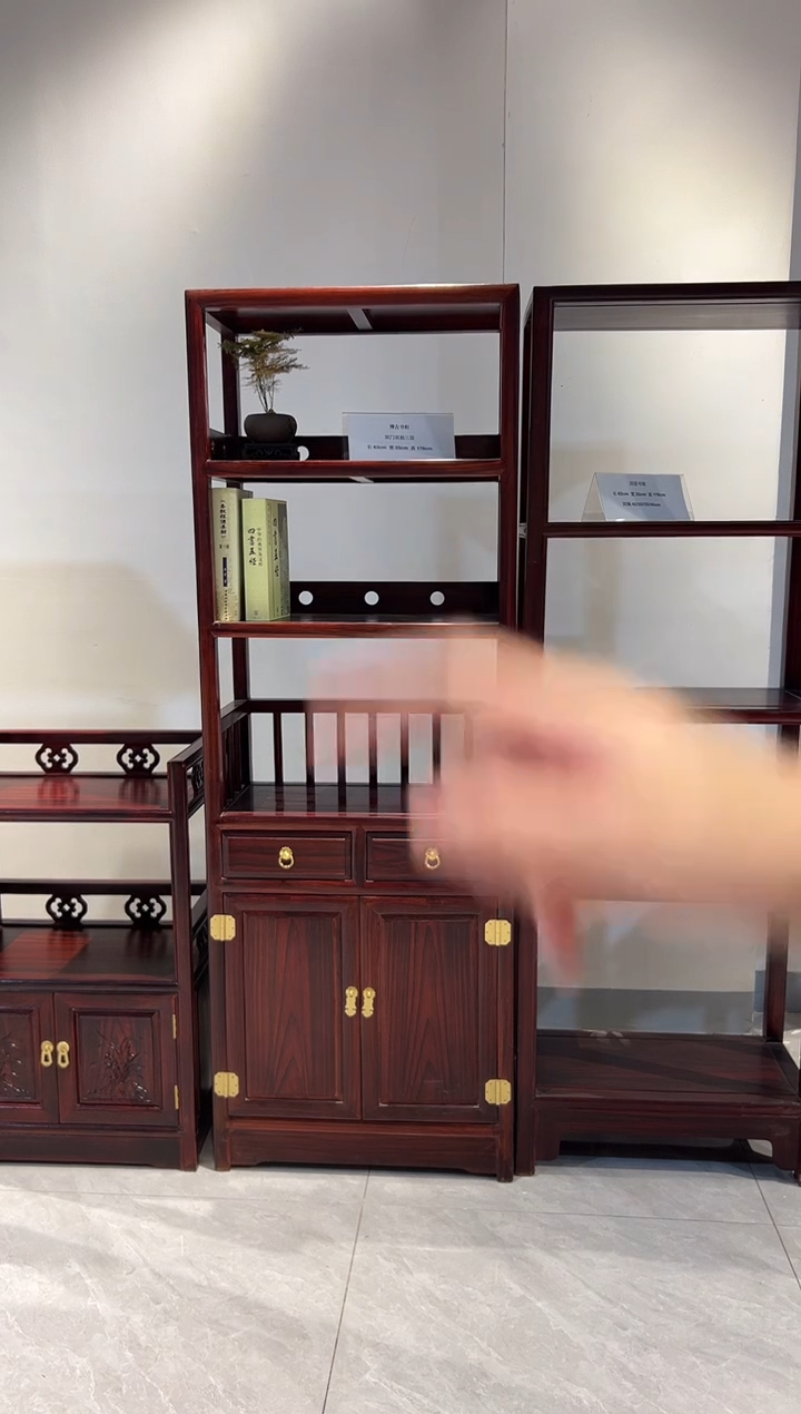 黑酸枝木类置物架七*双门双抽博古书架一只
