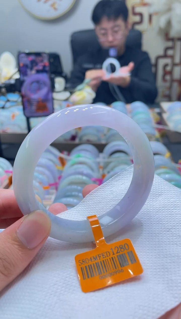 未镶嵌手镯翡翠106-57