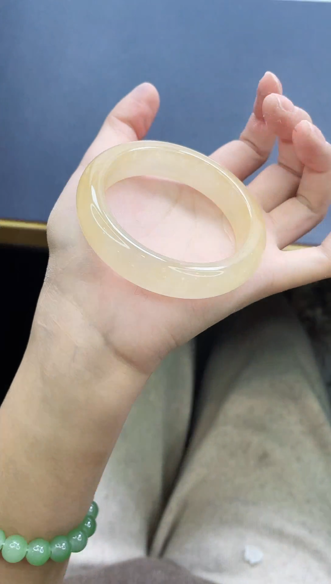 【闪购商品】石英质玉手镯未镶嵌118/56.7