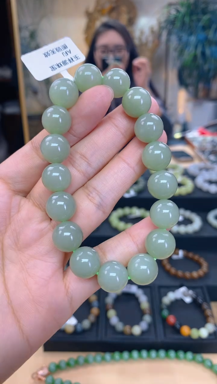 未镶嵌手串和田玉卡12