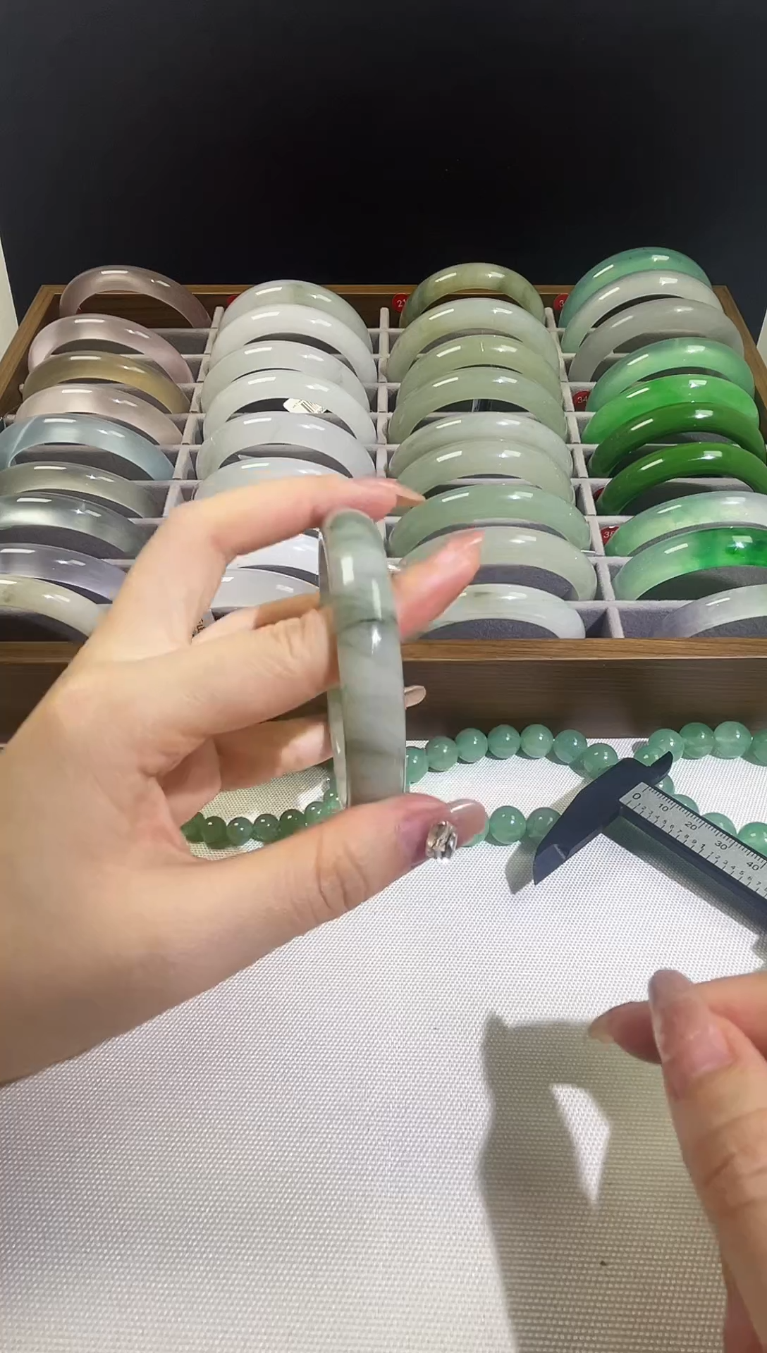 高冰时尚少女手镯