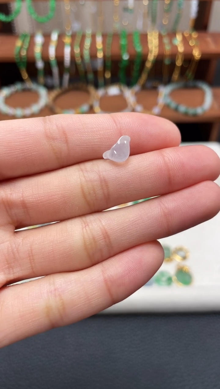 【闪购商品】翡翠吊坠(不含链)18K金镶嵌一个  JK668