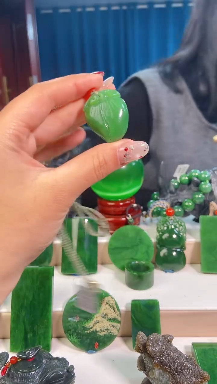 【闪购商品】和田玉挂件未镶嵌1