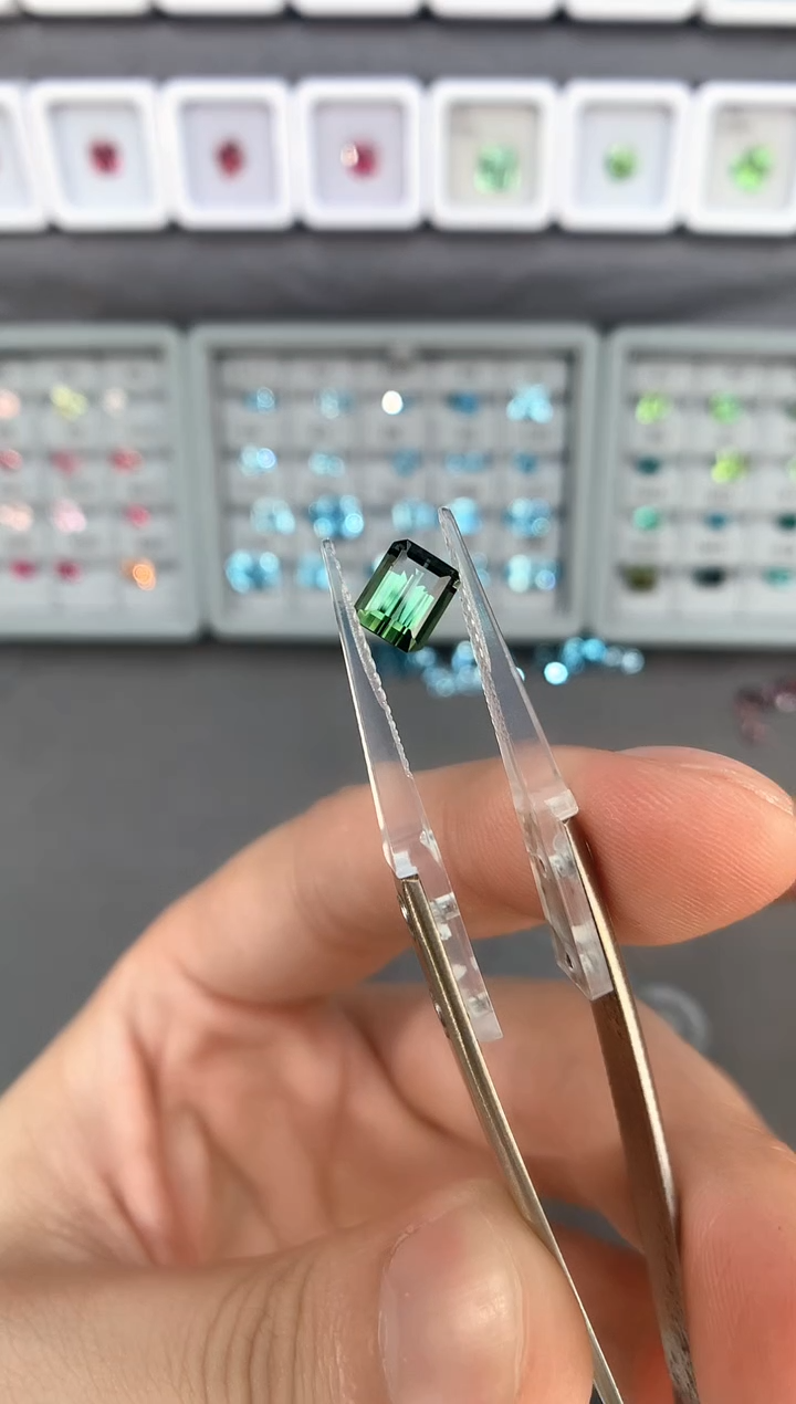 【闪购商品】定制碧玺裸石未镶嵌1.57ct
