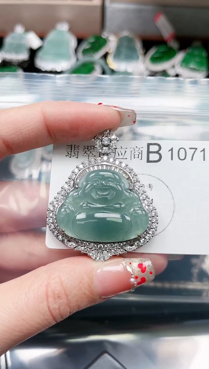 【闪购商品】翡翠颈饰未镶嵌1071赠皮绳