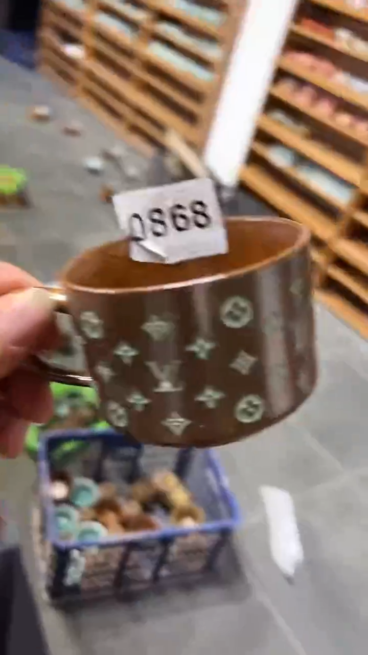 龙泉窑老花咖啡杯微瑕0868