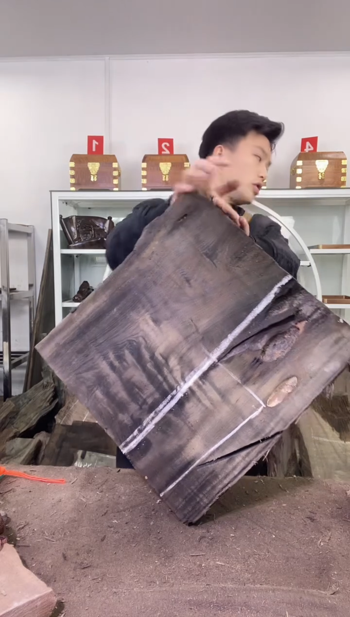 ༺****༻金丝楠木原料木材