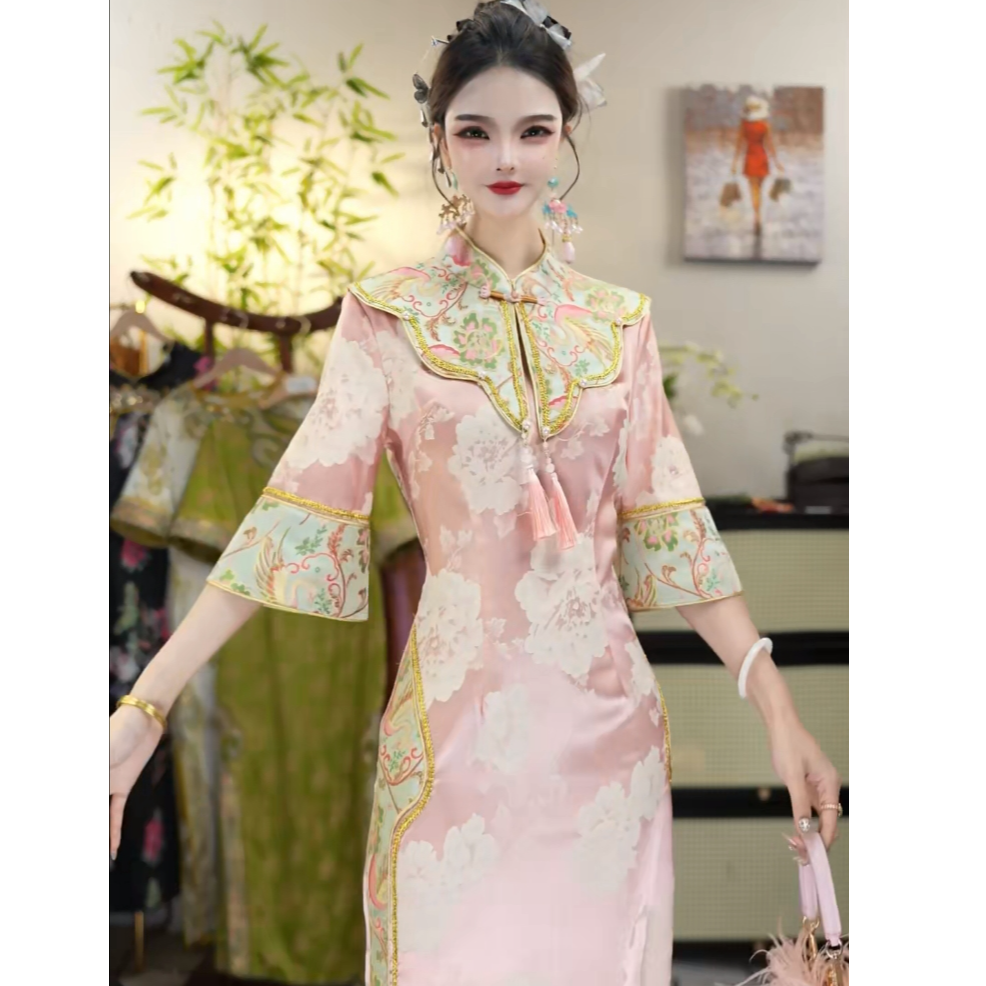 夏维莲2025夏季新款中国风复古粉色修身日常刺绣旗袍（1635）
