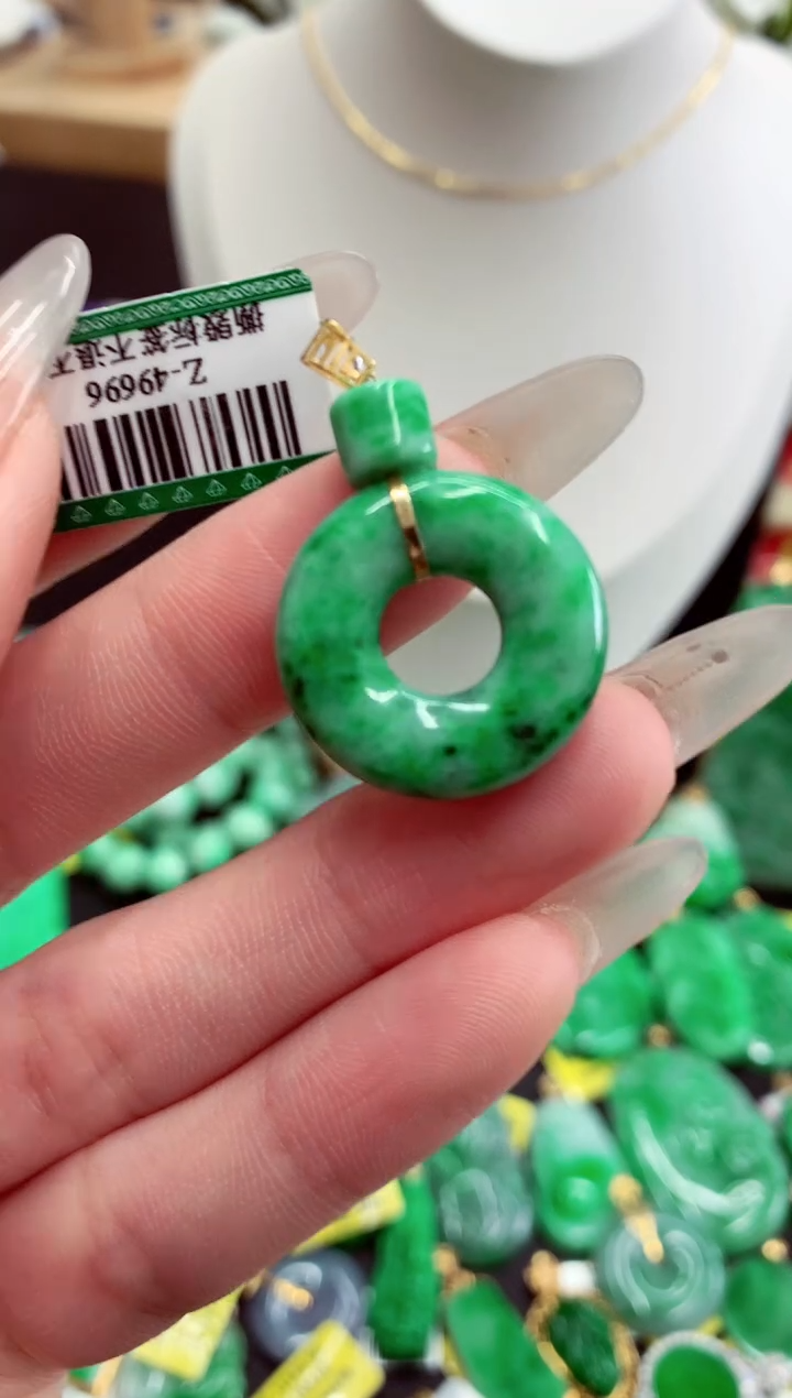 翡翠18K金镶嵌吊坠(不含链)挂件