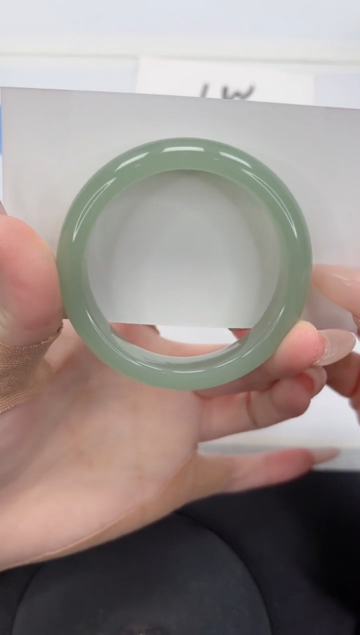 【闪购商品】石英质玉手镯未镶嵌A20-51.2