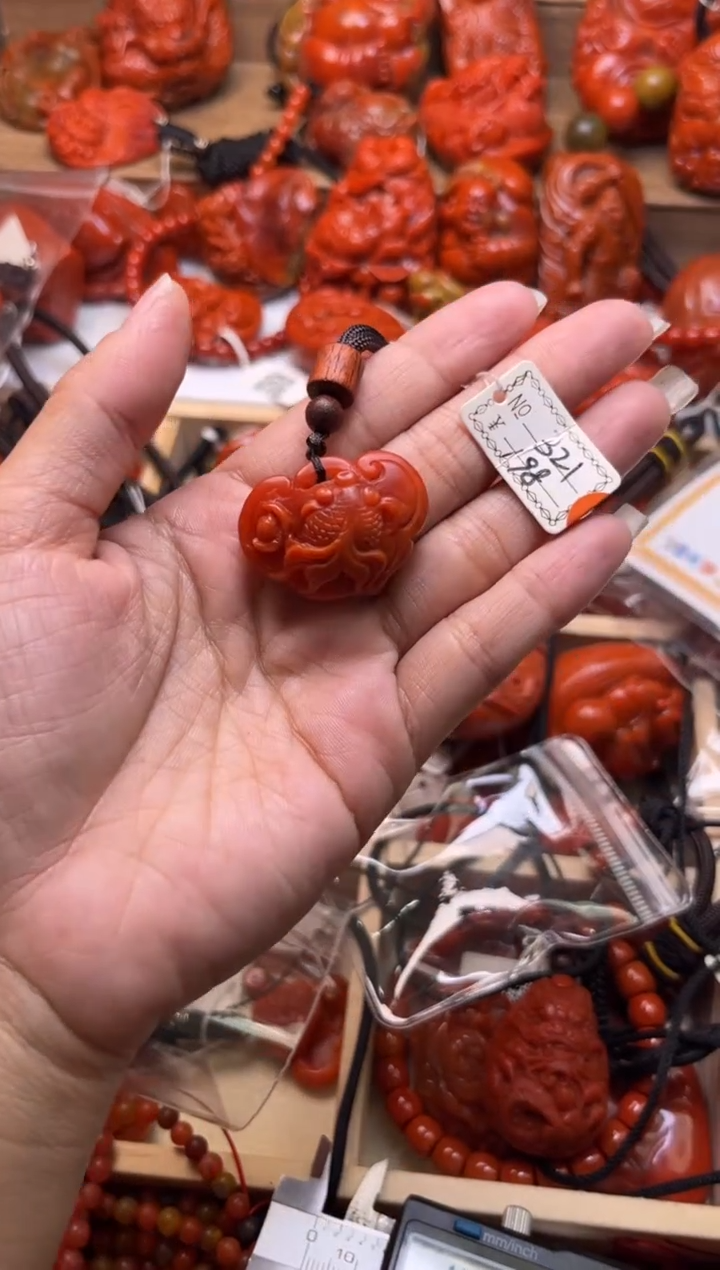 【闪购商品】南红玛瑙珠宝奇石未镶嵌321