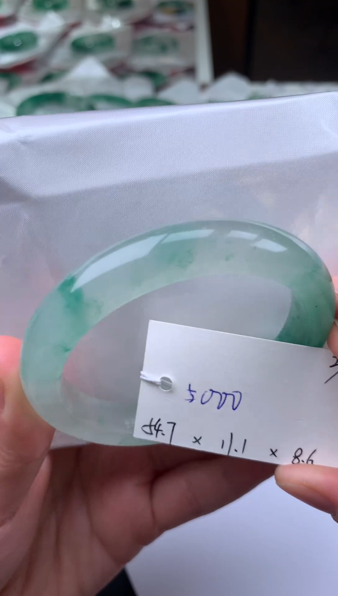 【闪购商品】石英质玉手镯未镶嵌天然玉石非洲翠手镯