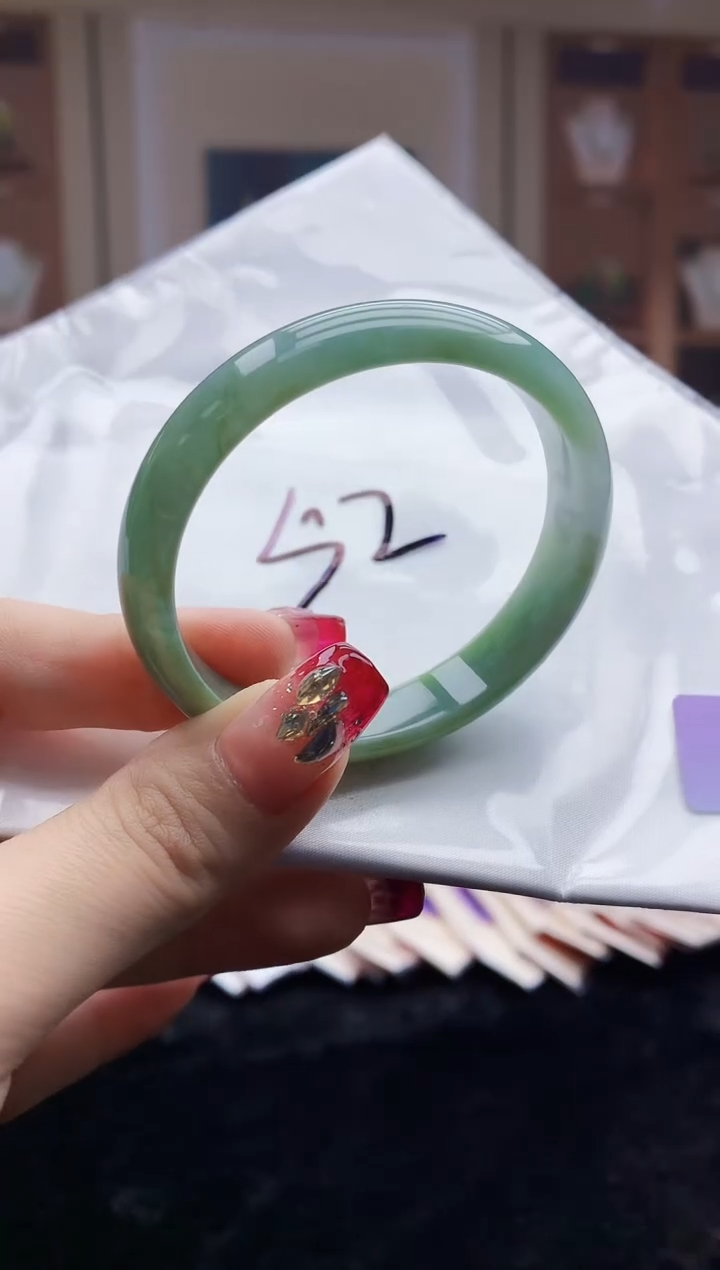 【闪购商品】翡翠手镯未镶嵌   H39-5