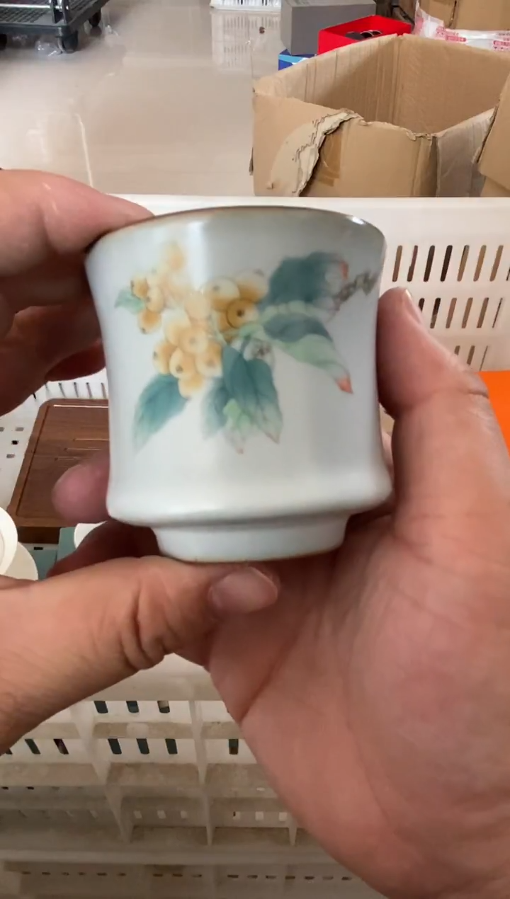 无运费险有瑕疵的摄影的产品有使用过的痕迹有点脏介意勿拍