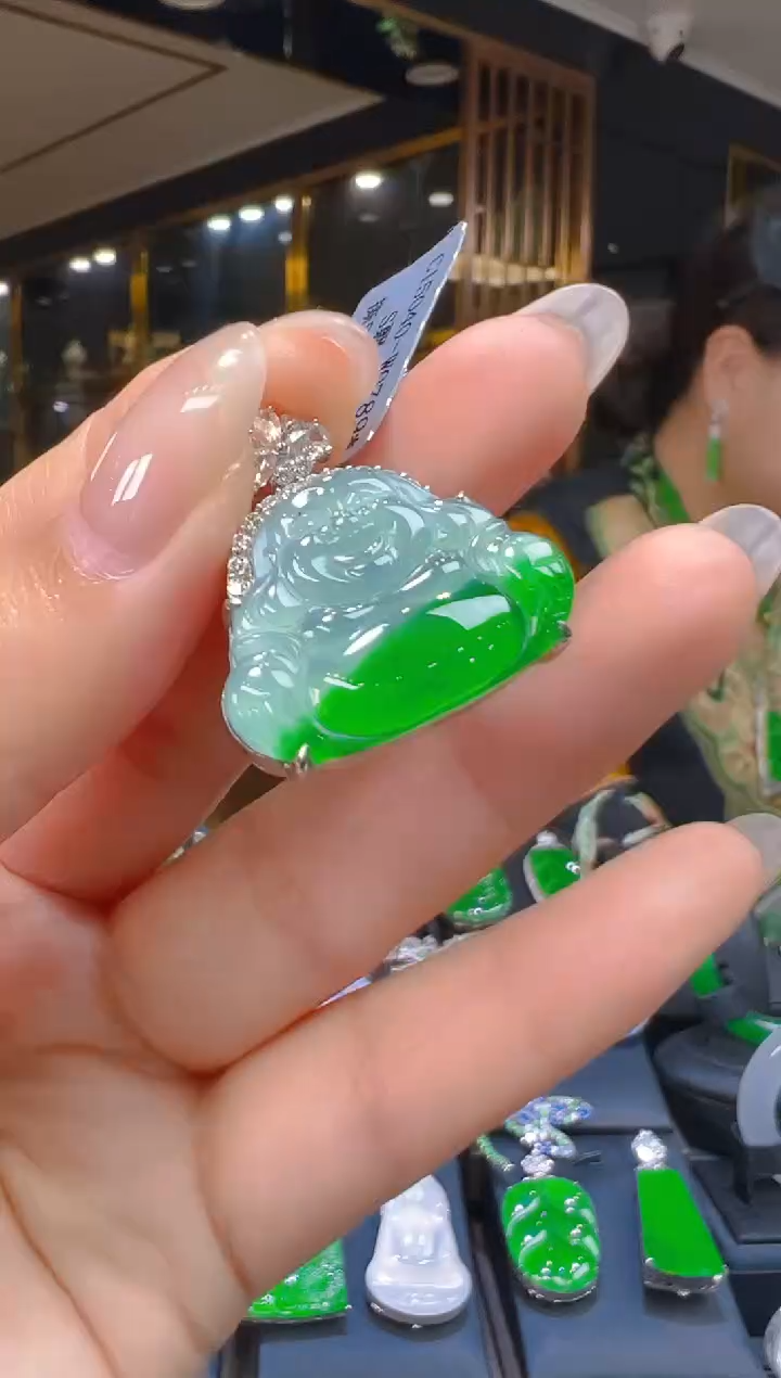 吊坠(赠链)银S925镶嵌翡翠106(多样性发货发其一)