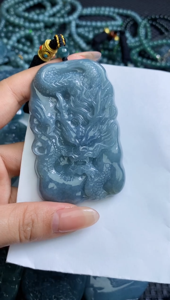 【闪购商品】翡翠颈饰未镶嵌111111111