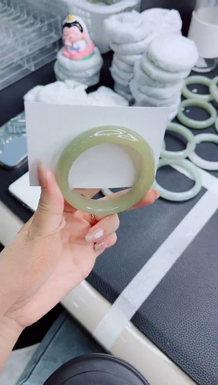 石英质玉手镯未镶嵌347-52.4