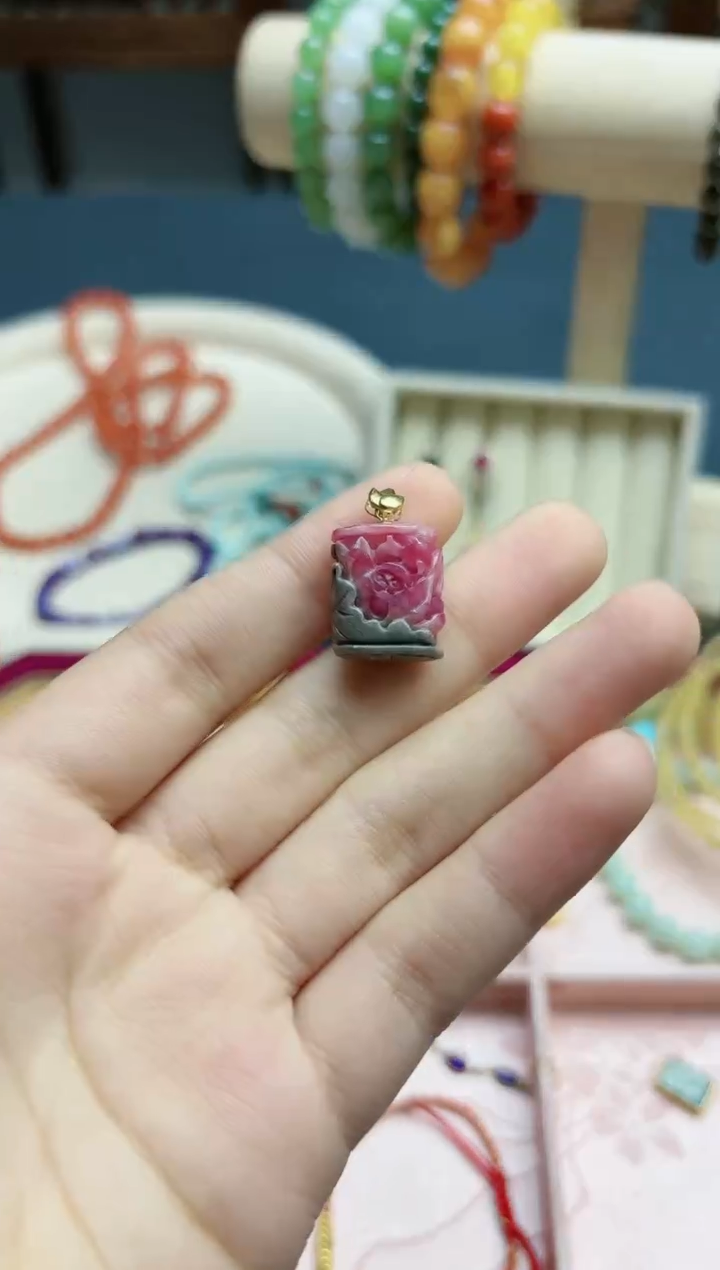 【闪购商品】蔷薇辉石吊坠18K金镶嵌18k金蔷薇辉石吊坠*1 TH赠链