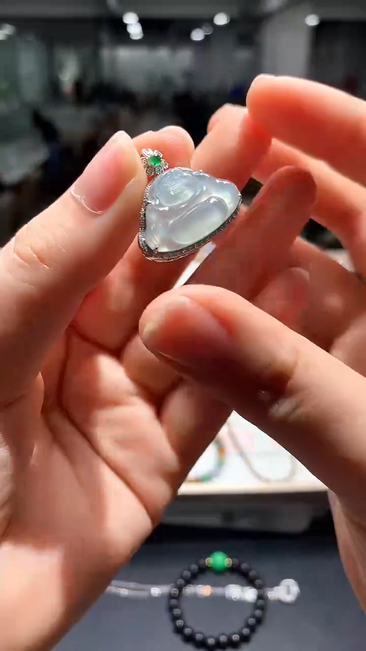 【闪购商品】翡翠18K金镶嵌颈饰翡翠佛公|不退不换