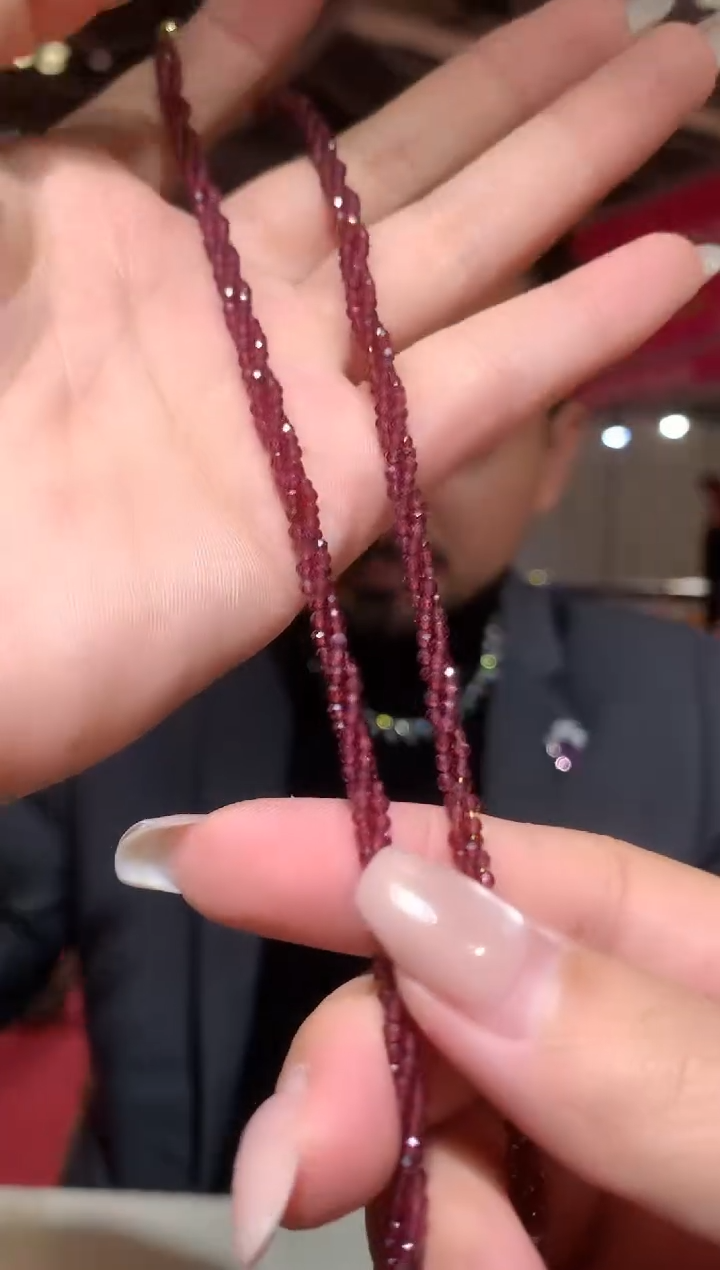 颈饰未镶嵌石榴石【宝石世家严选】