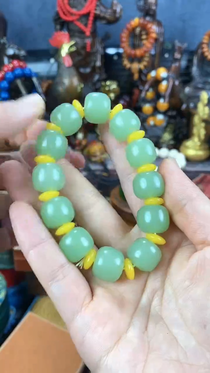 【闪购商品】和田玉（糖玉）挂件未镶嵌猪妹精品专属链接