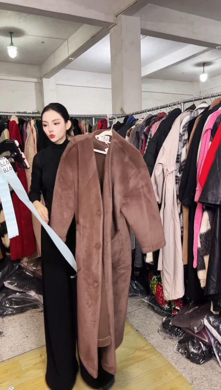 756闪购外套外披马甲打底裤子