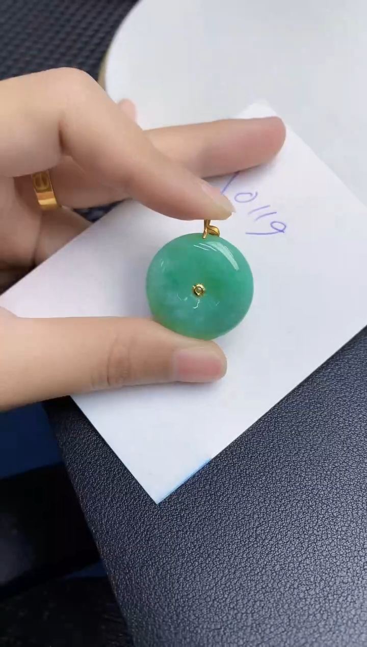 【闪购商品】翡翠颈饰18K金镶嵌000000000