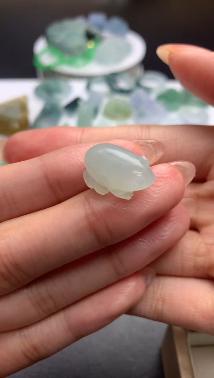 【闪购商品】定制翡翠未镶嵌毛货