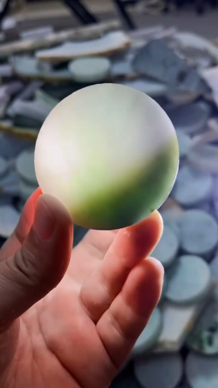 【闪购商品】翡翠挂件未镶嵌A货康壹087