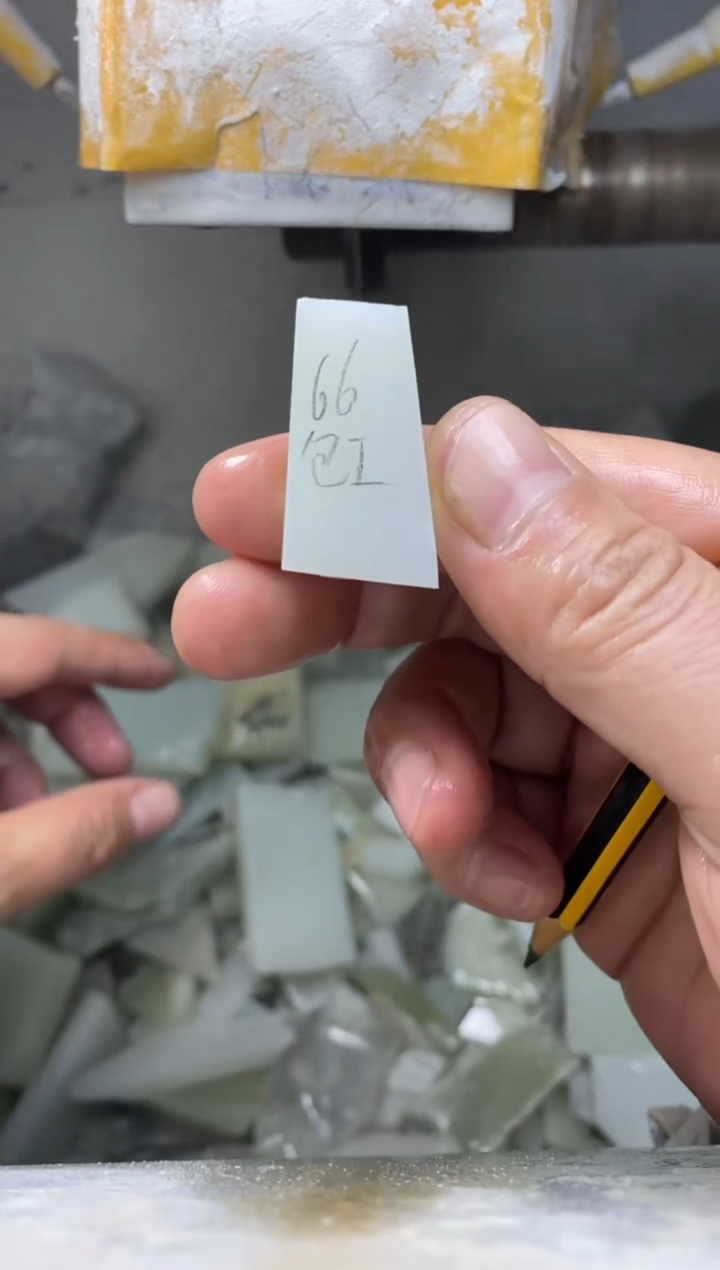 未镶嵌吊坠定制和田玉雕刻定制龙牙/狼牙/竹节