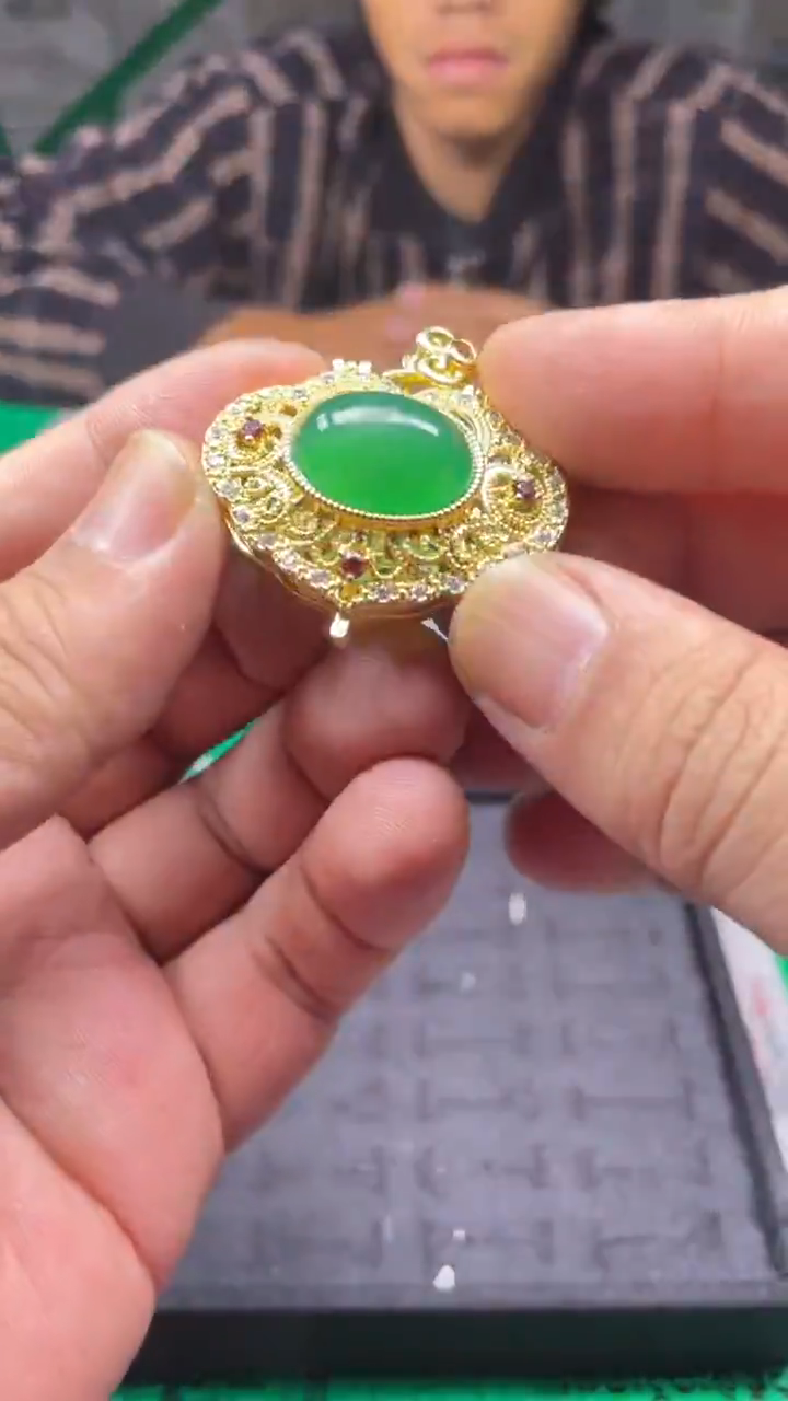 林子收货时尚吊坠CT38