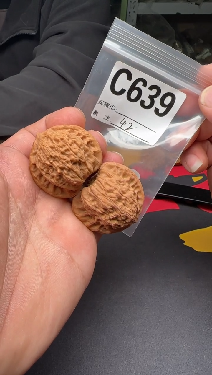 吊坠文玩核桃42公子帽C639