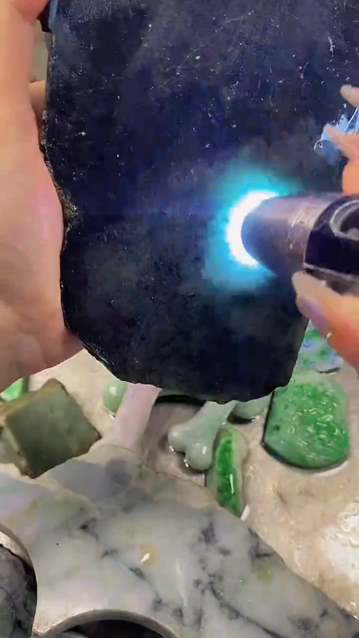 翡翠散珠未镶嵌玉上缘天然翡翠141