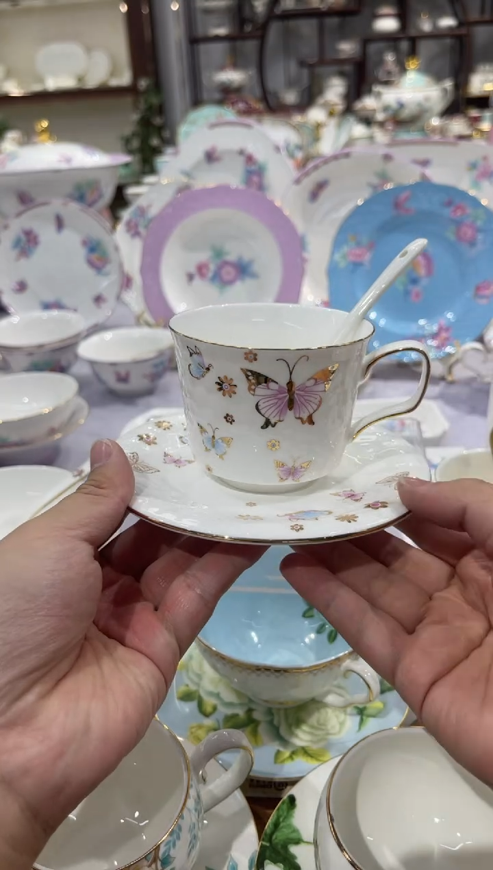 36%以上骨粉骨瓷杯碟