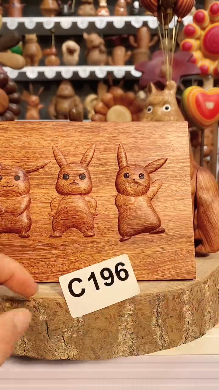 【闪购商品】木木雕摆件可爱卡通