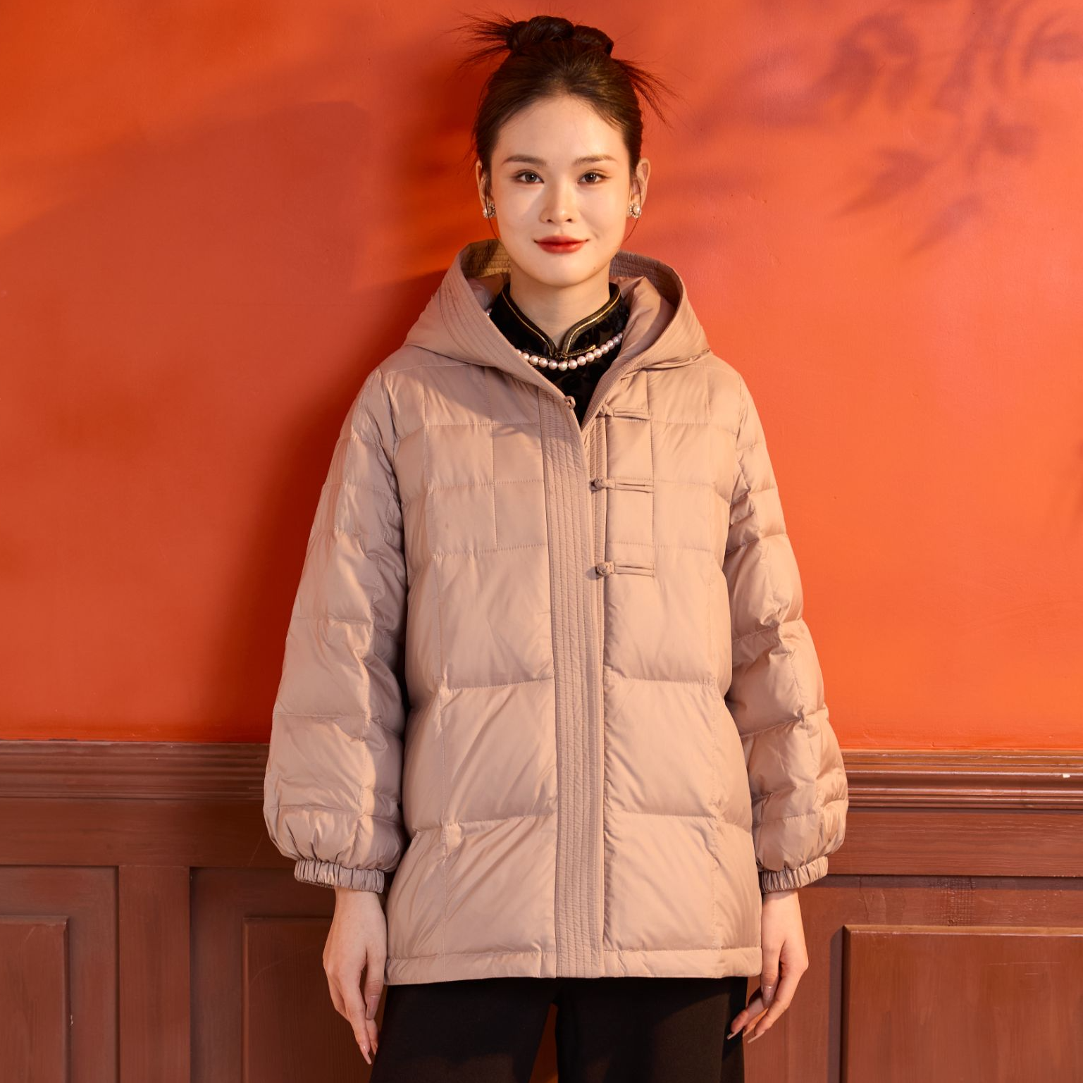 冬日暖阳-中国风复古手工盘扣连帽羽绒服GA4BJ021972