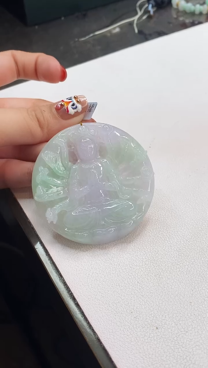 【闪购商品】翡翠颈饰未镶嵌千手观音