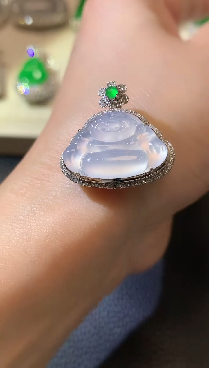 【闪购商品】翡翠吊坠(不含链)18K金镶嵌C25